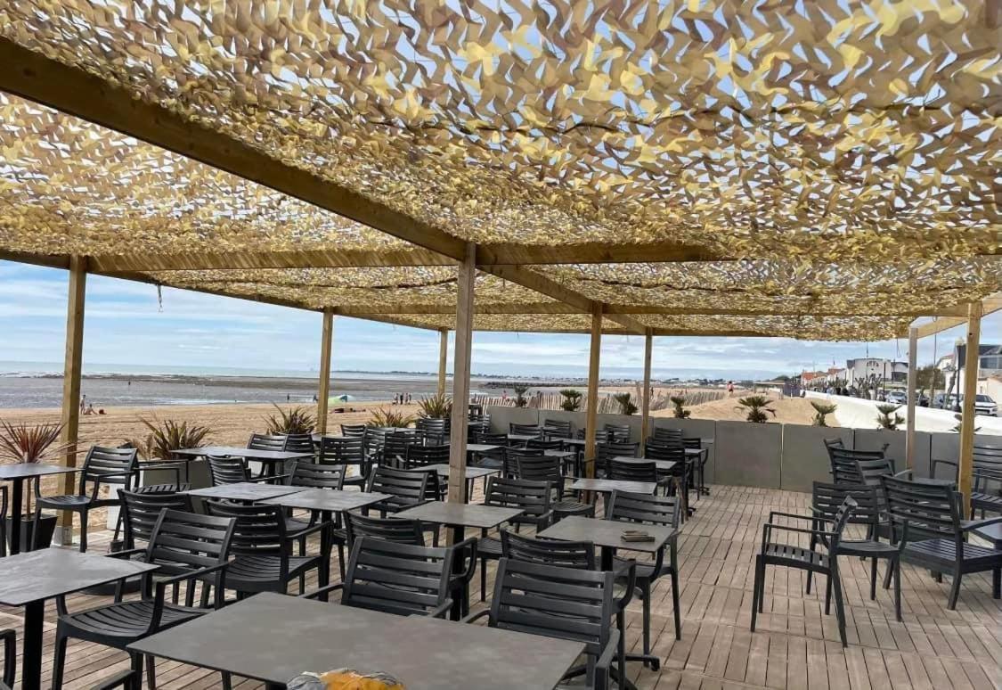 Acadie Saint Victor - Hotel Restaurant - Face Mer - Chatelaillon Plage Eksteriør bilde